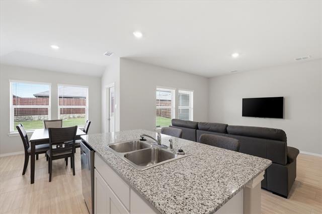 Building Photo - 845 Round Robin Ln