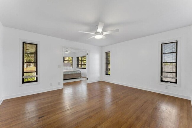 Building Photo - 150 Lucina Dr