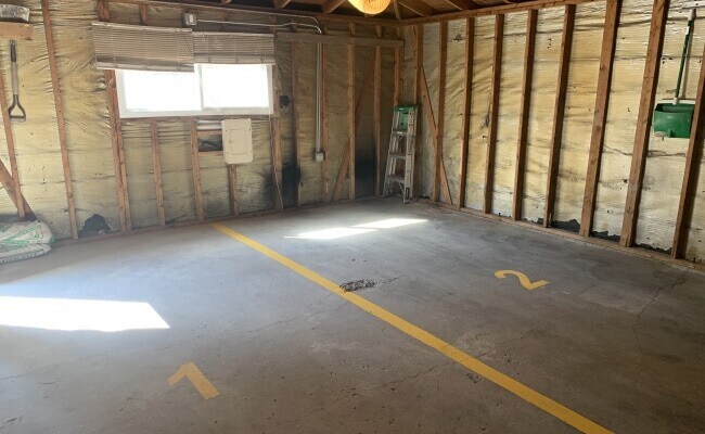 Building Photo - 1446 W Irving Park Rd