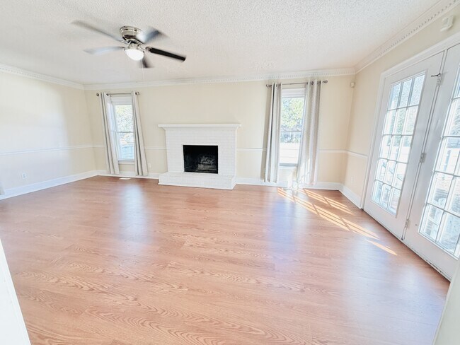 Building Photo - 42 N Crossing Ct