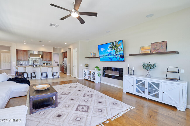 Building Photo - 6226 E Sienna Bouquet Pl