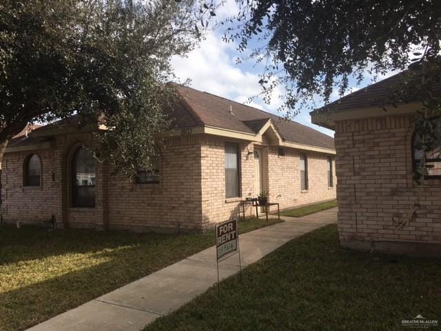 Building Photo - 15 N Juniper St