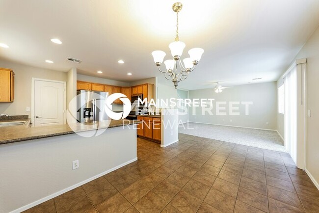 Building Photo - 6720 N 129th Ln