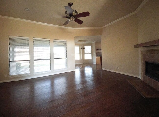 Building Photo - 1859 Roadrunner Dr