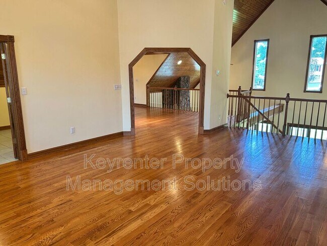 Building Photo - 33 Hodge Farm Ln