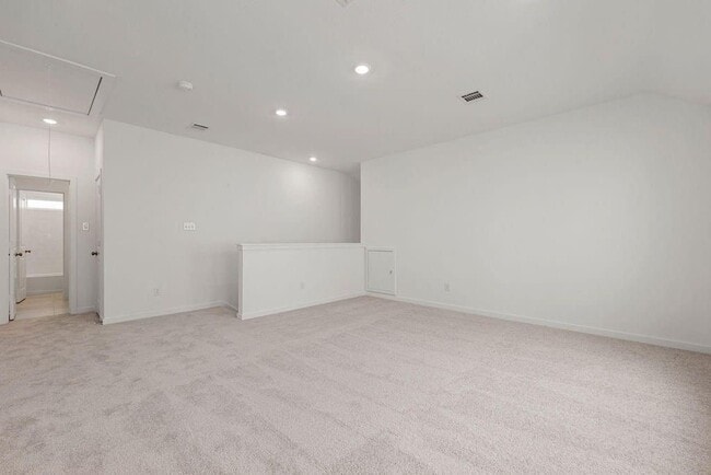 Building Photo - 6411 Symphony Wave Dr