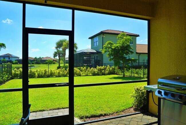 Building Photo - 12948 Broomfield Ln