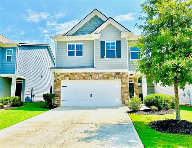 Primary Photo - 140 Woodhouse Cir