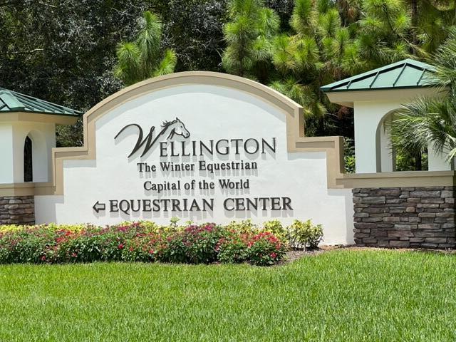 Building Photo - 11723 Water Bend Ct