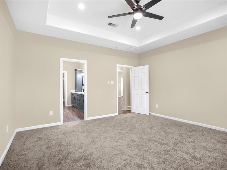 Building Photo - 517 N 4th St