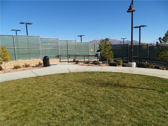 Building Photo - 10589 Sariah Skye Ave