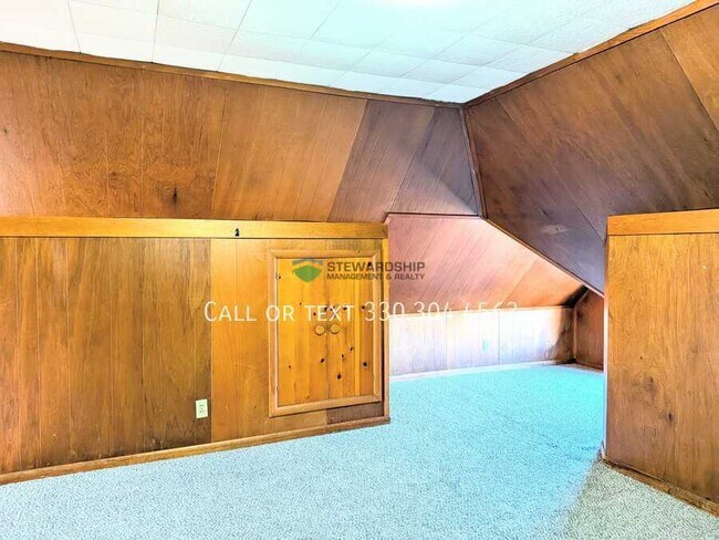 Building Photo - 18 5th St NE