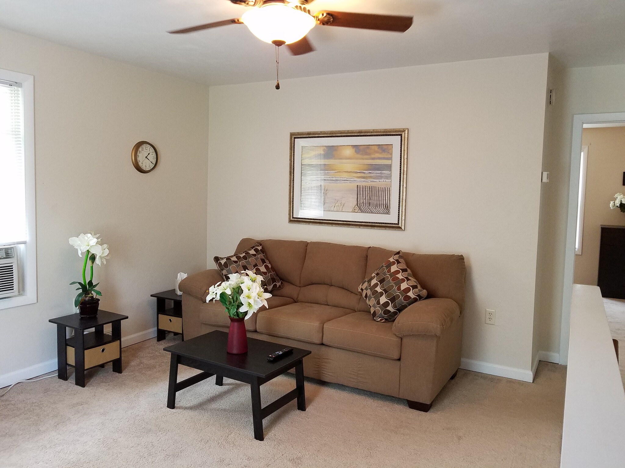 Livingroom - 832 US-119