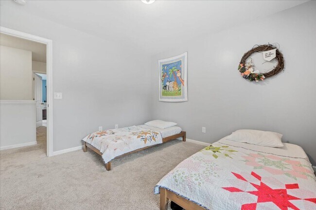 Building Photo - 4 Gardenia Dr