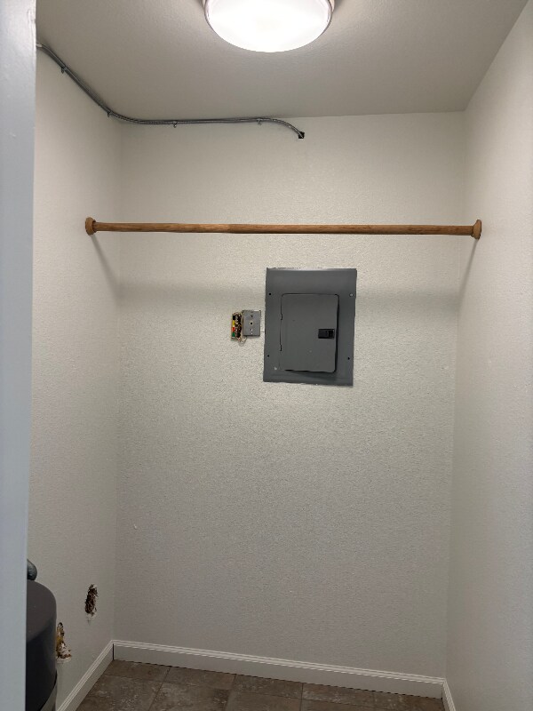 Building Photo - 10142 La Porte Rd