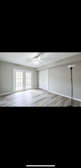 Building Photo - 2585 Marilee Ln