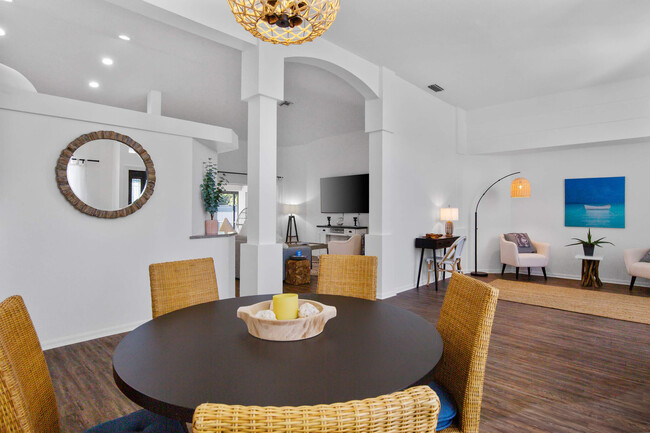 Building Photo - 1190 SW 57th St
