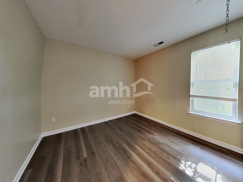 Building Photo - 2023 Jerimouth Dr