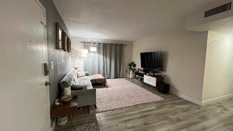 Living room - 4900 NW 79th Ave