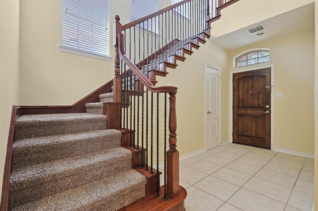 Building Photo - 304 Sir Brine Dr
