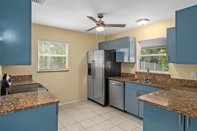 Building Photo - 7724 Arlight Dr