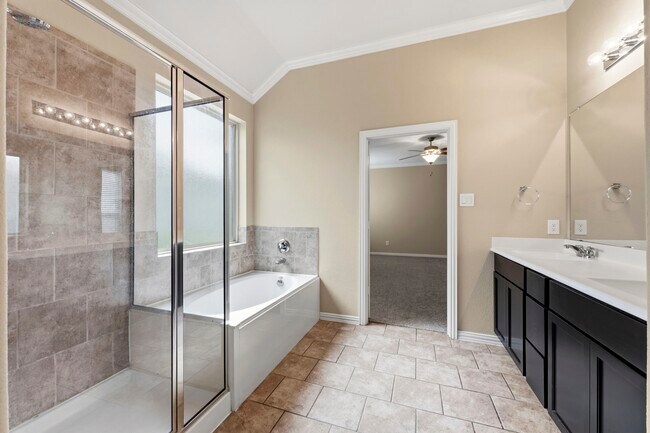 Building Photo - 34 Sawbridge Cir