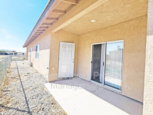 Building Photo - 1430 Star Rd