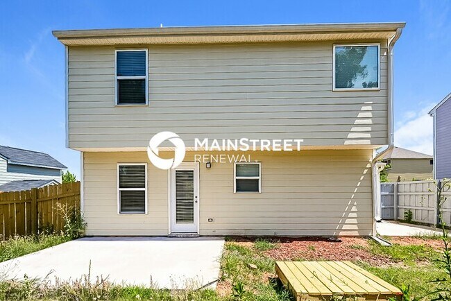 Building Photo - 3 Bedroom Pet-Friendly Home in Hampton, GA with Main Street Renewal