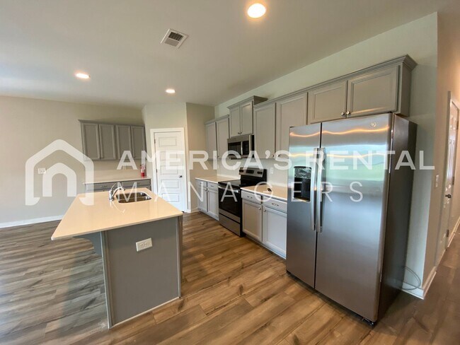 Building Photo - Home for Rent in Oak Grove, AL!! COMING SOON!!!