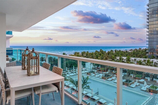 Building Photo - 2301 Collins Ave