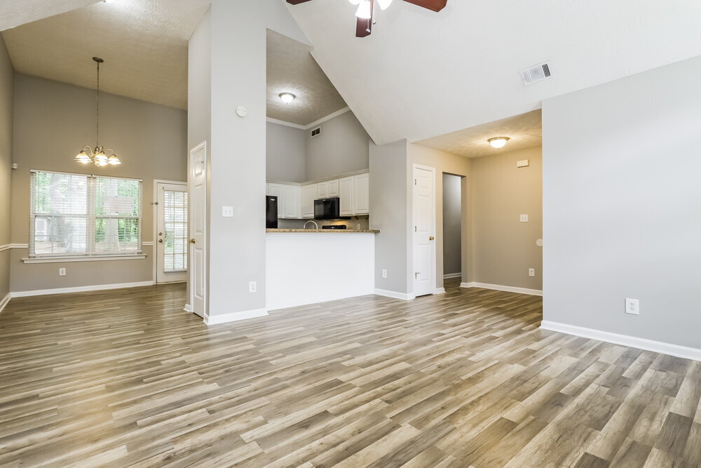 Building Photo - 130 Stoney Brook Way