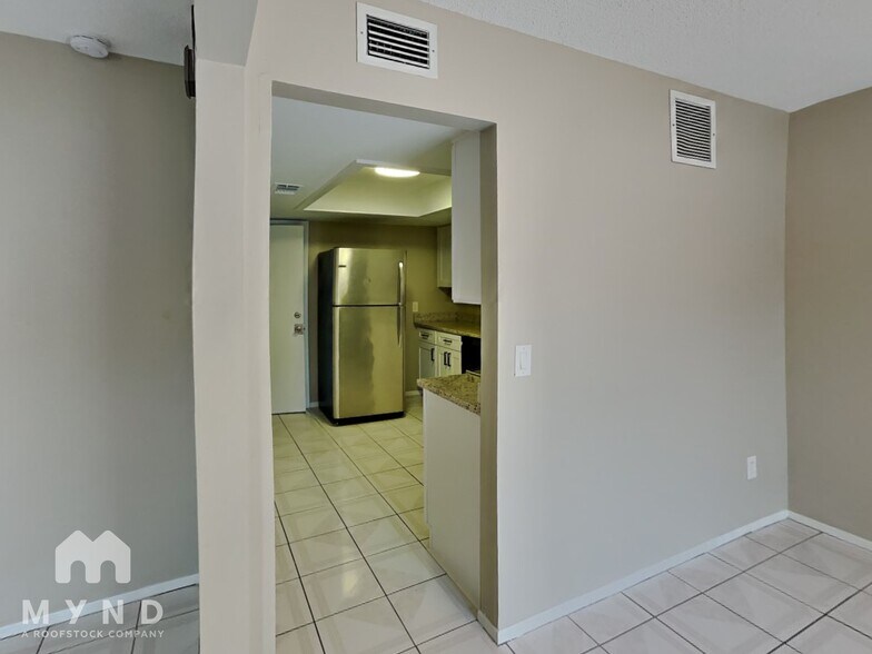 Building Photo - 5403 Decatur St