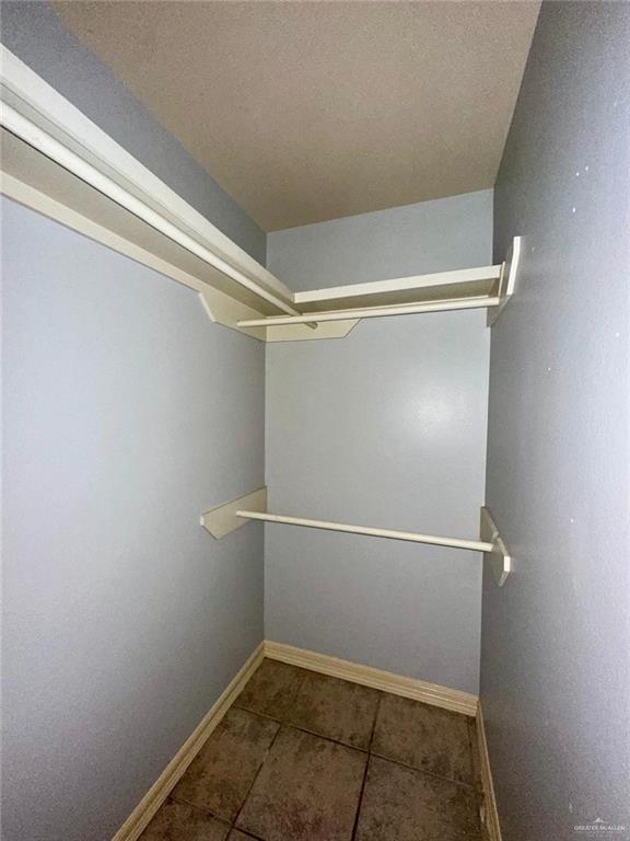 Building Photo - 13 West Dr