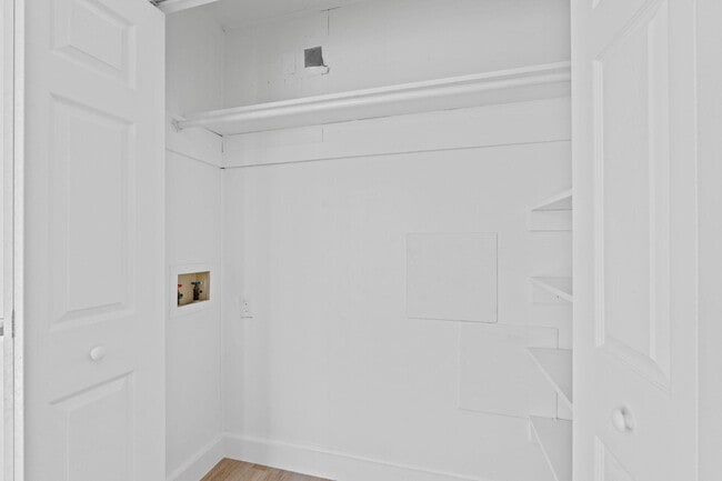 Building Photo - 271 Cypress Point Dr