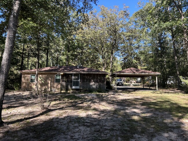 Building Photo - Spring Creek Loop
