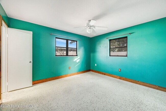 Building Photo - 155 Melbourne Ave