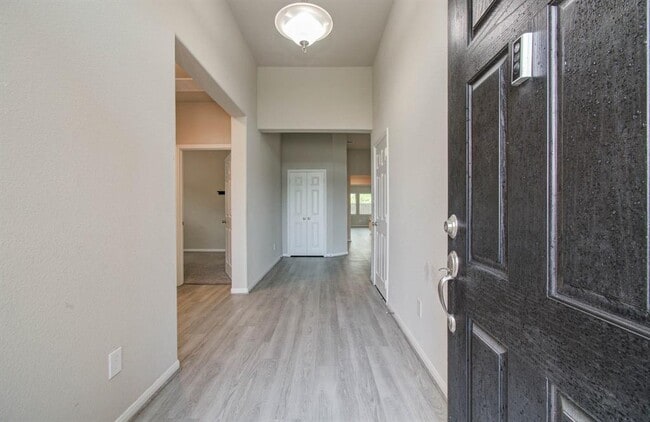 Building Photo - 4603 Bay Vista Dr