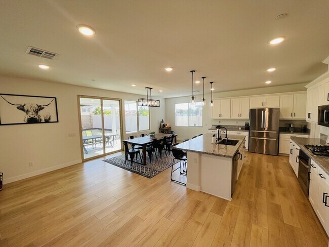 Building Photo - 30891 Laelia Cir