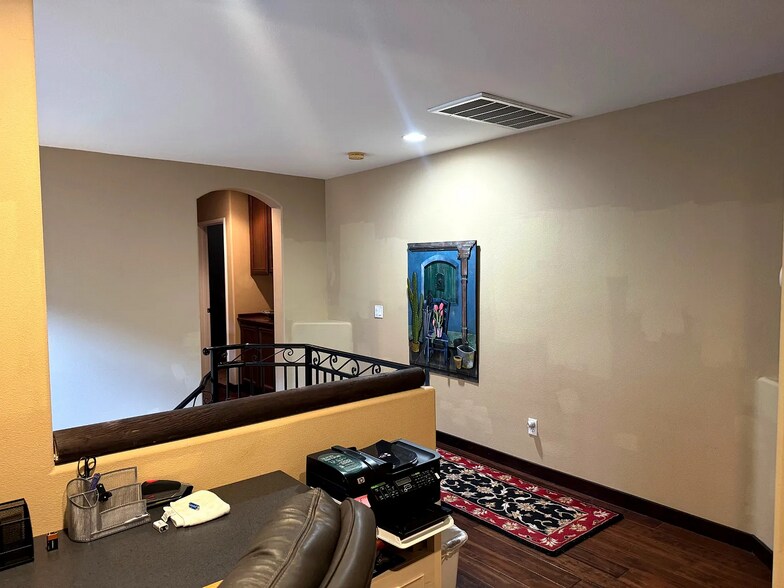 Building Photo - 16728 Tim Ln