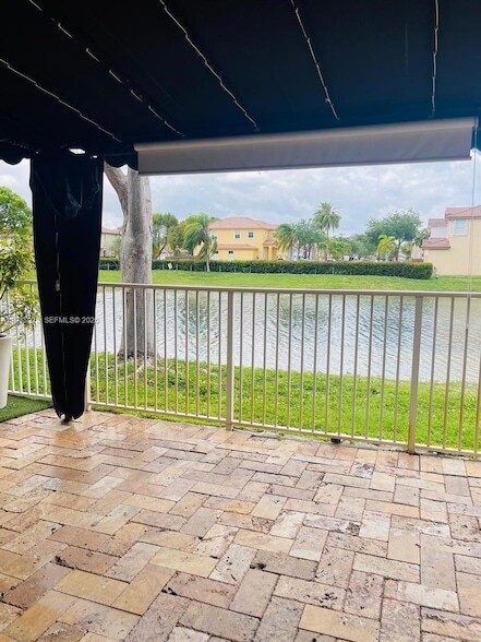 Building Photo - 8666 NW 109th Ct