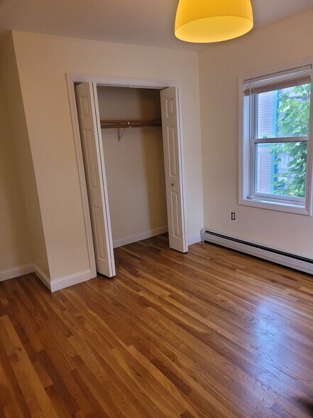 Building Photo - 4 Union Pl