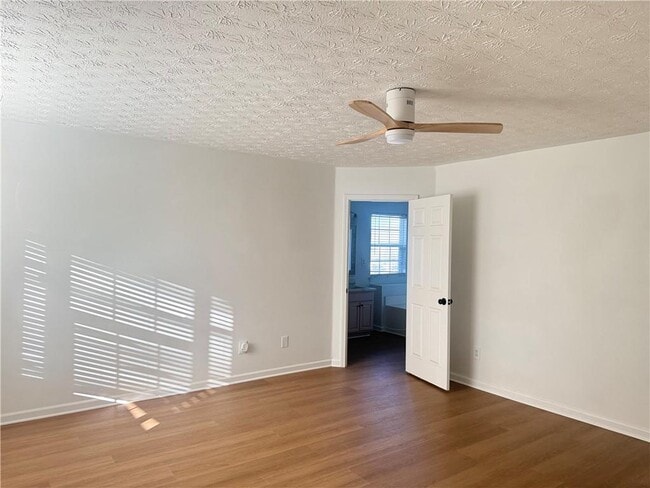 Building Photo - 3501 Bogan Mill Rd NE