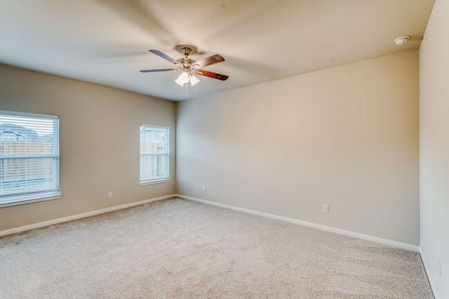 Building Photo - 8204 Burnt Orchid Dr