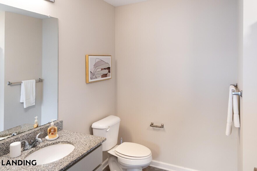 Building Photo - 602 Laconia Cir