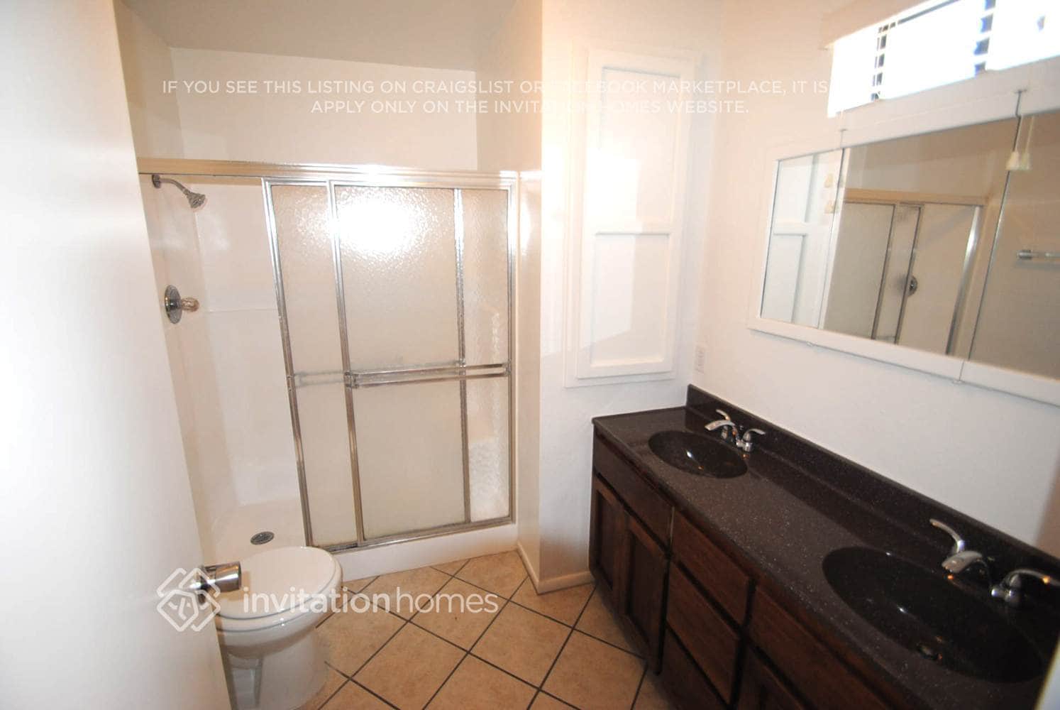 Building Photo - 9214 W Cortez Ave