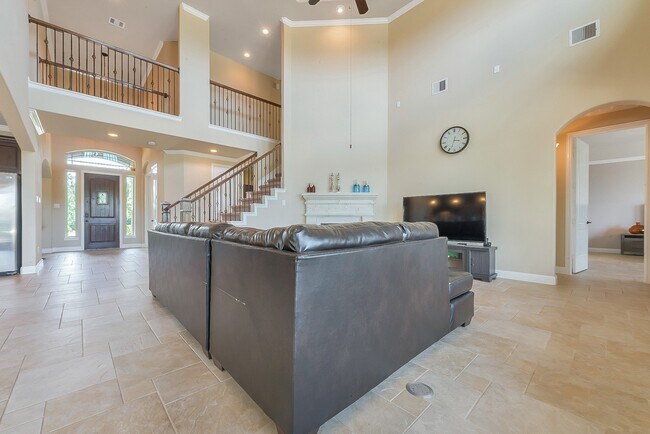 Building Photo - 28022 Bandera Glen Ln
