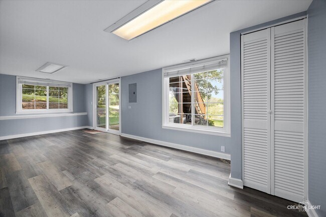 Building Photo - 130 Park Ridge Ct
