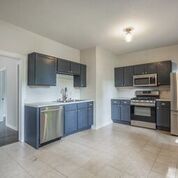 kitchen - 1734 N Franklin Pl