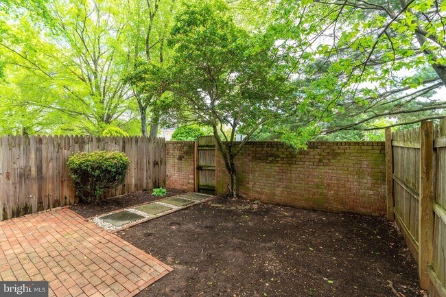 Building Photo - 12707 Harborview Ct