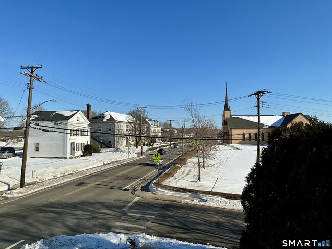 Building Photo - 74 Liberty St
